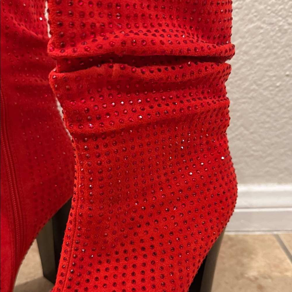 Elegant Red Rhinestone Women's Boots - Picture 3 of 6